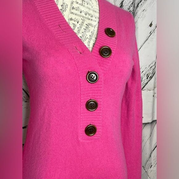 J. Crew Deliziosa 100% Cashmere Sweater w/Buttons XS - Picture 2 of 4